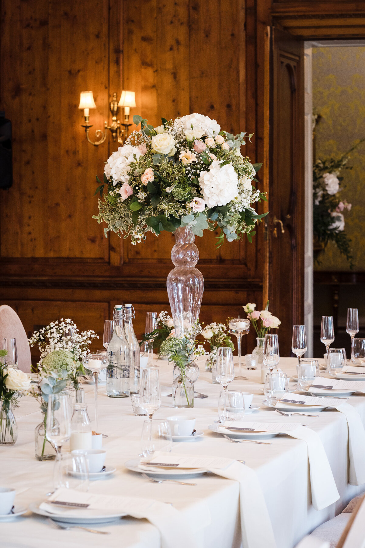 hedsor-house-italian-theme-wedding-photography-46