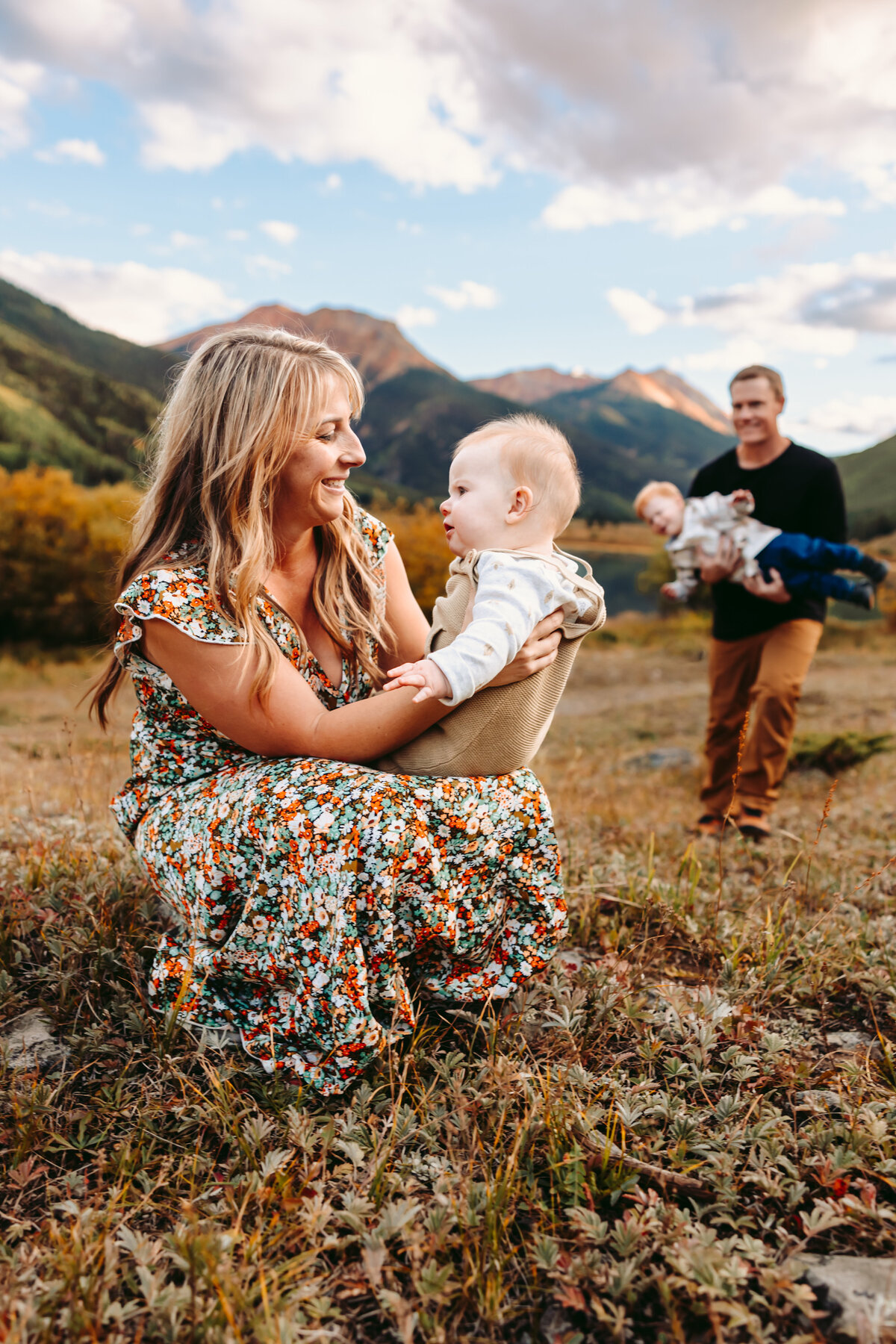 Outdoor family session in Ouray.