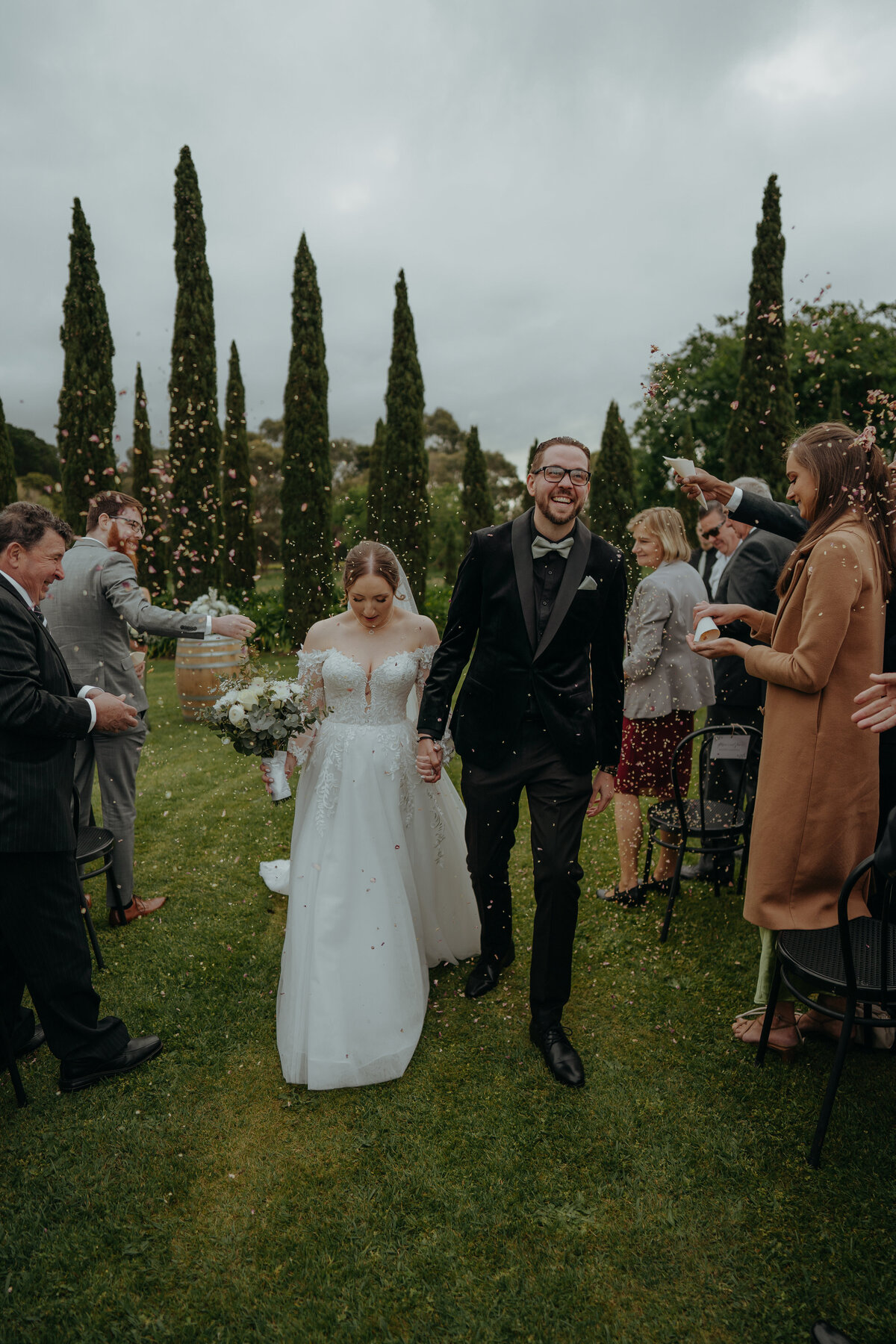 The bridal party by Balnarring Wedding photographer Jake Grinde