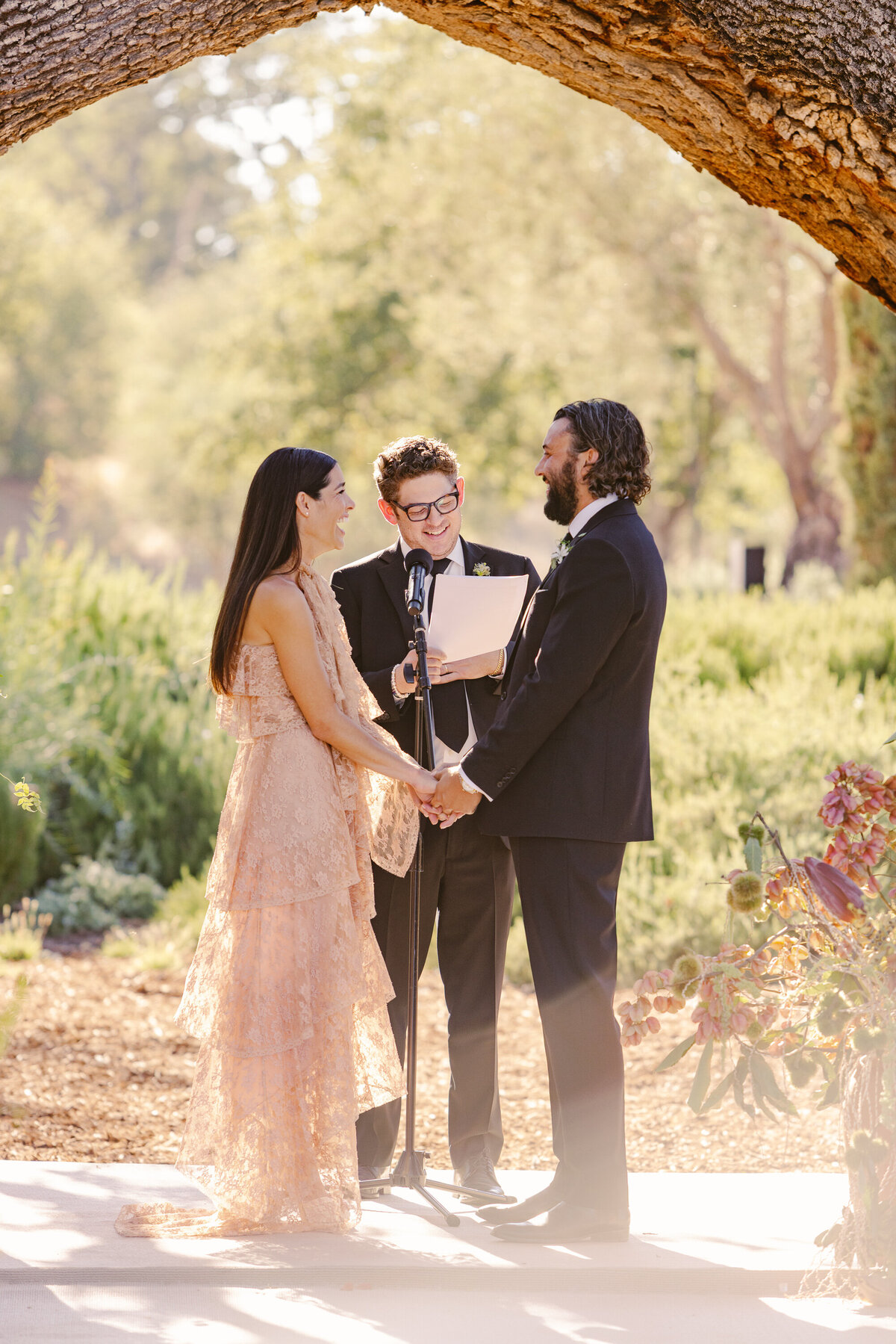 meg-smith-santa-ynez-winery-wedding-beaulieuu-garden00103