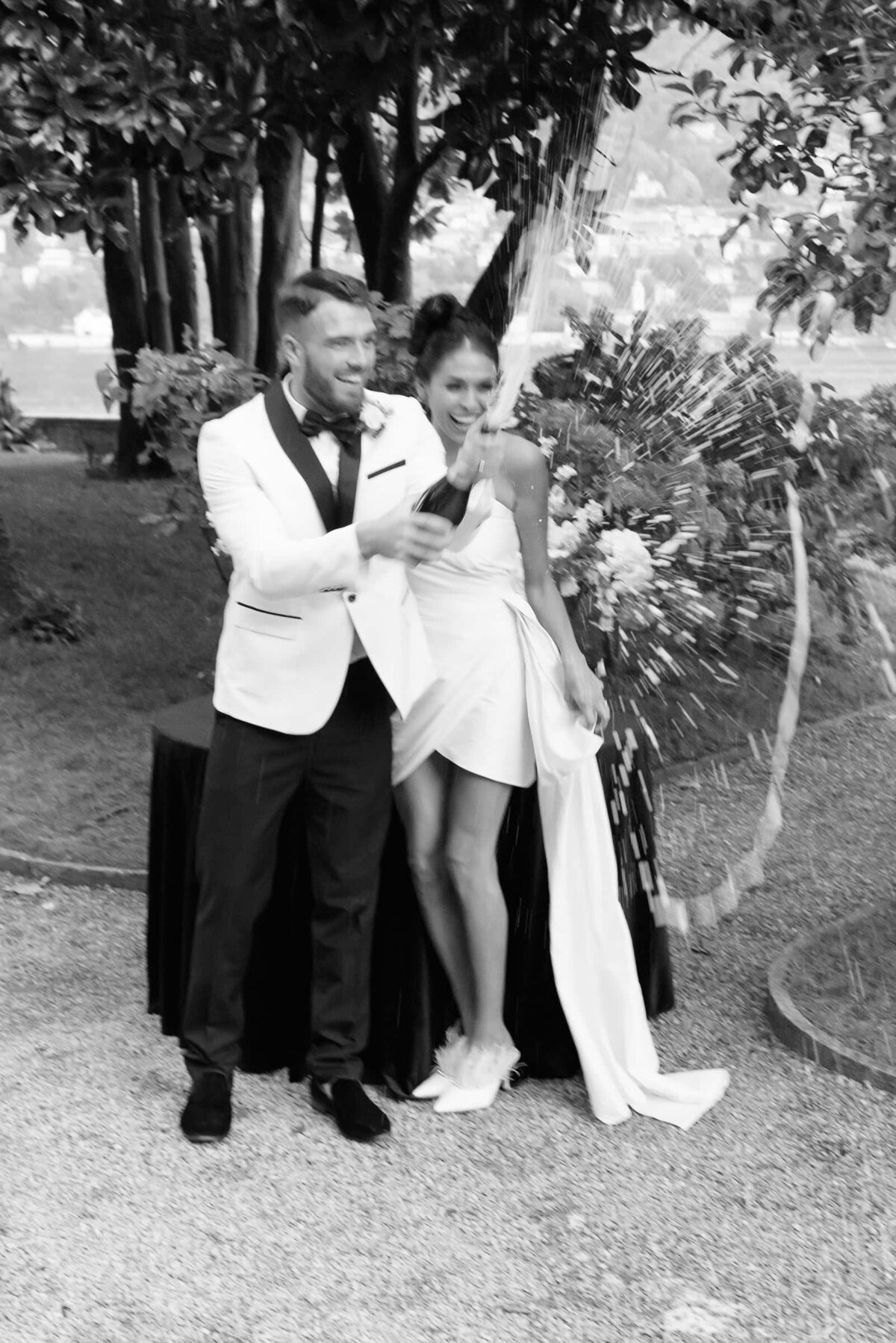 Destination Wedding Photographer Anna Lundgren in Stockholm Wedding in Lake Como at Villa Pizzo_216