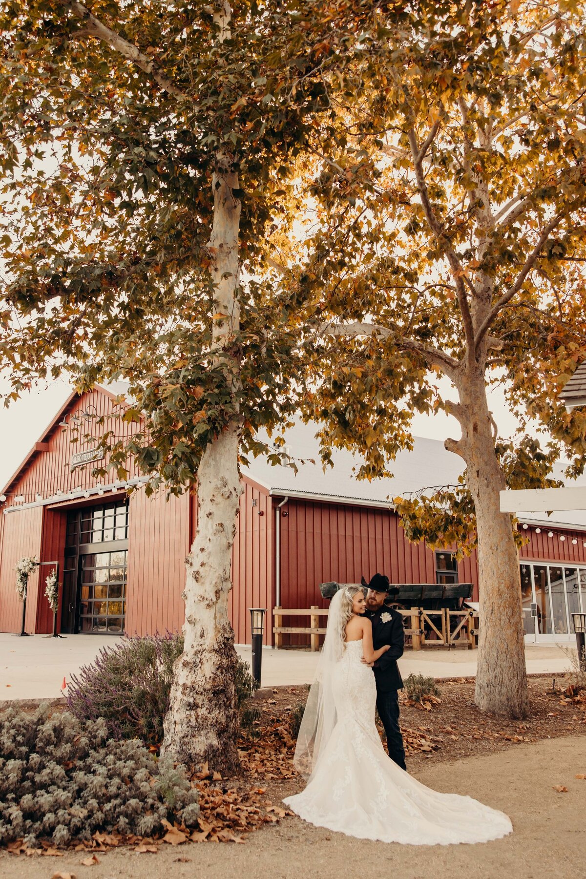 Clarissa+Jon-560