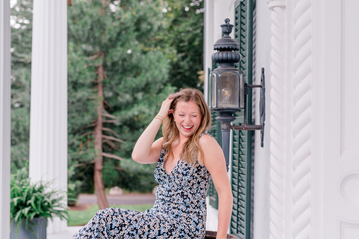Burr-Mansion-Fairfield-Engagement-Session9