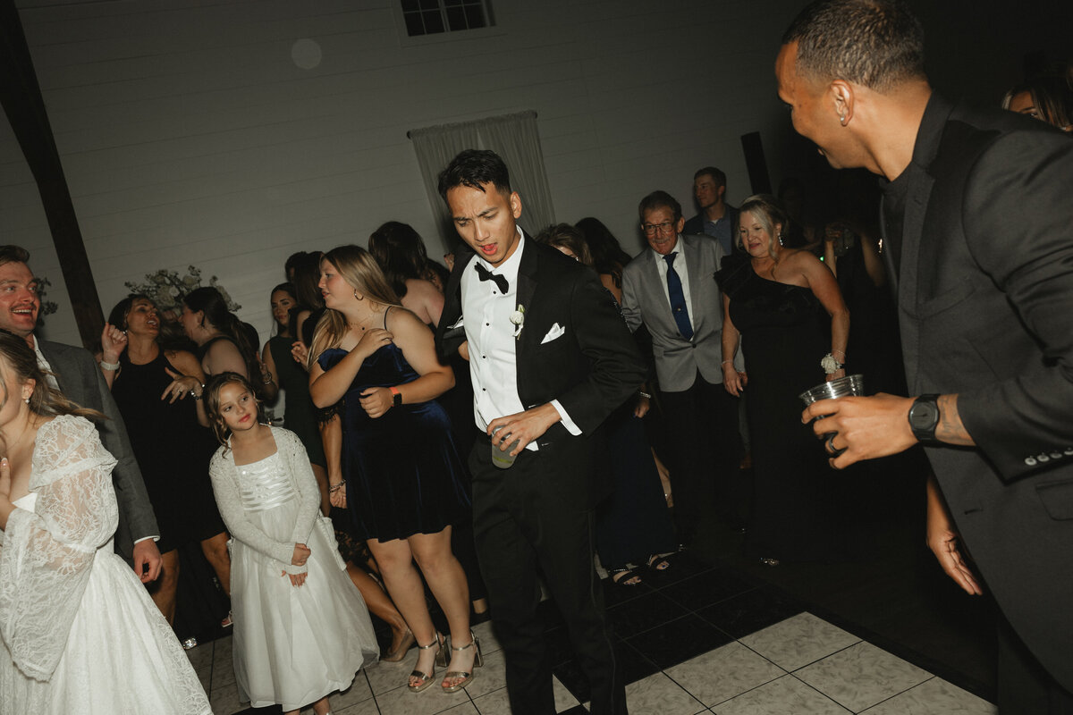 natalieandgarrettweddingar_emilyarwinephotography-371 (1)
