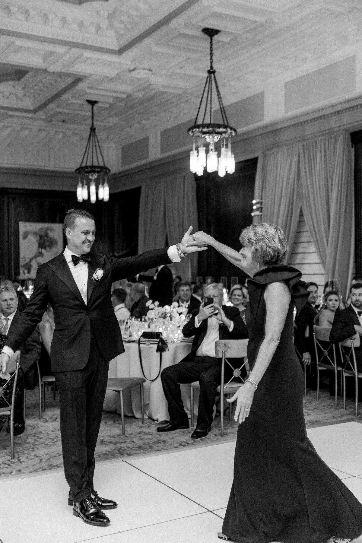 250 The Hermitage Hotel_best wedding planner_Fete Nashville Luxury Weddings 142