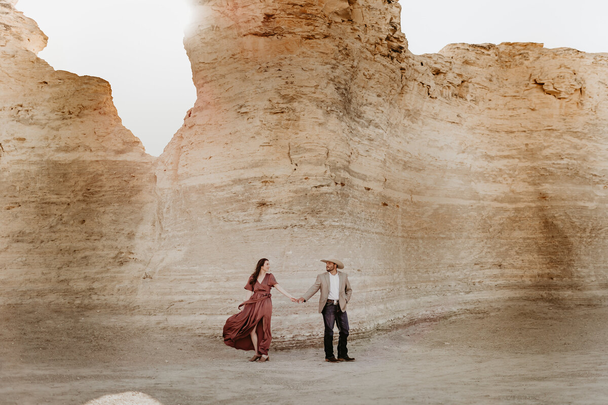 ENGAGEMENT CHALK PYRAMIDS MONUMENT ROCK KANSAS