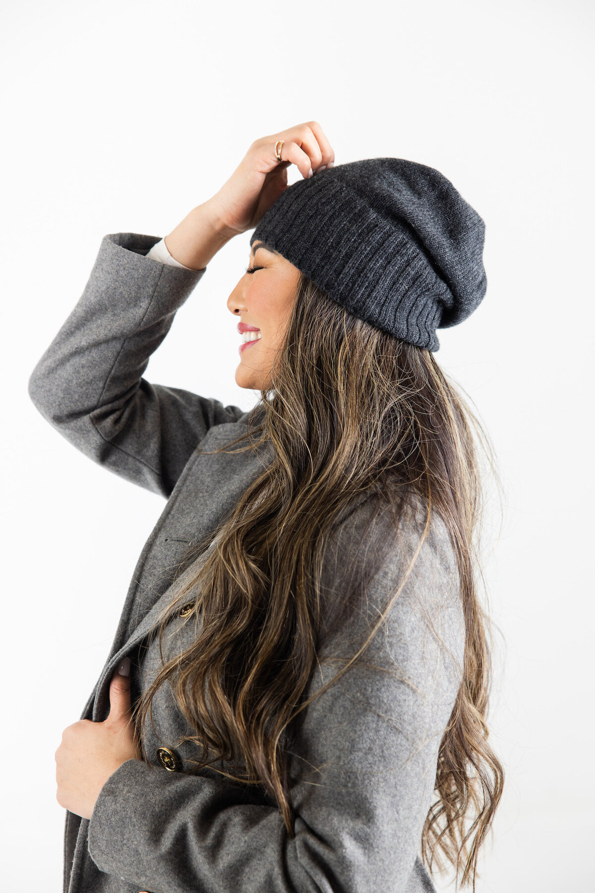Coastal Cashmere Seattle Beanie Charcoal 2