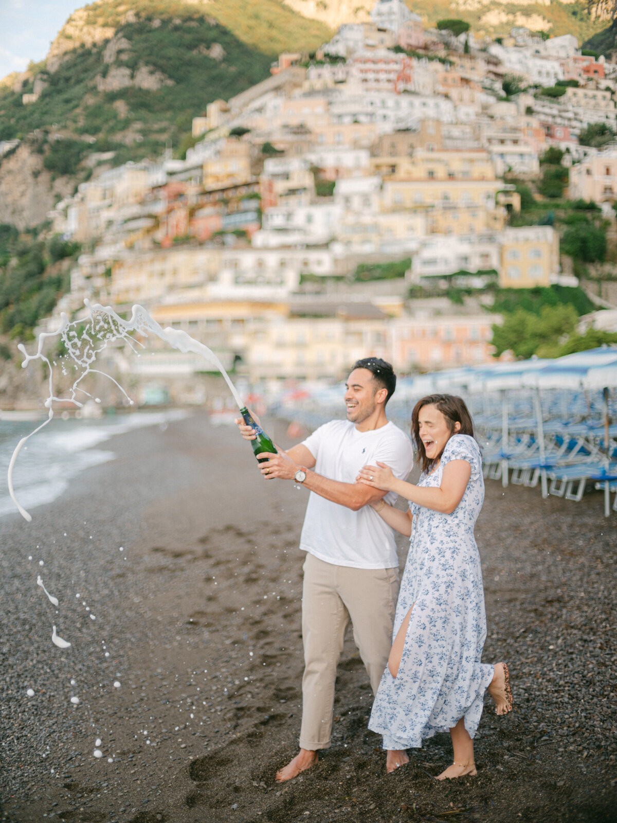 At sunrise, Positano is at its most serene. As your Positano honeymoon photographer, I capture the magic of your first days as newlyweds