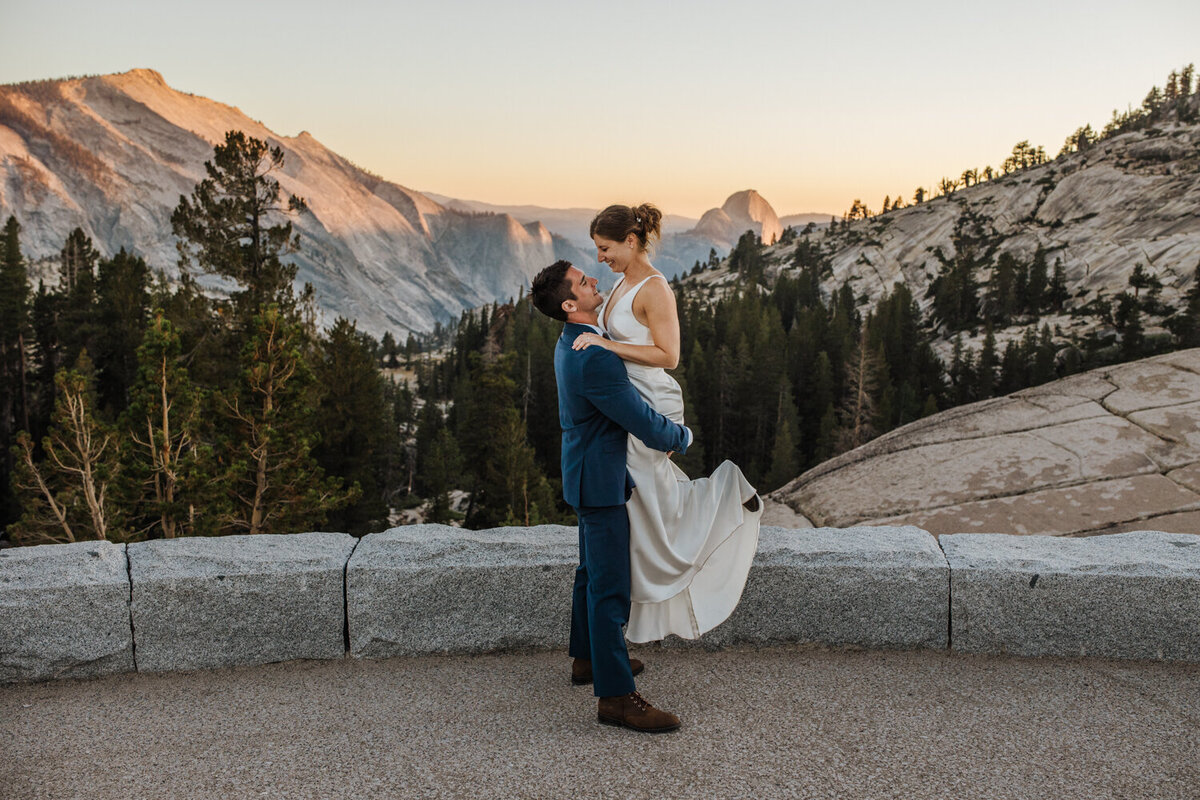 Yosemite Elopement Photographers