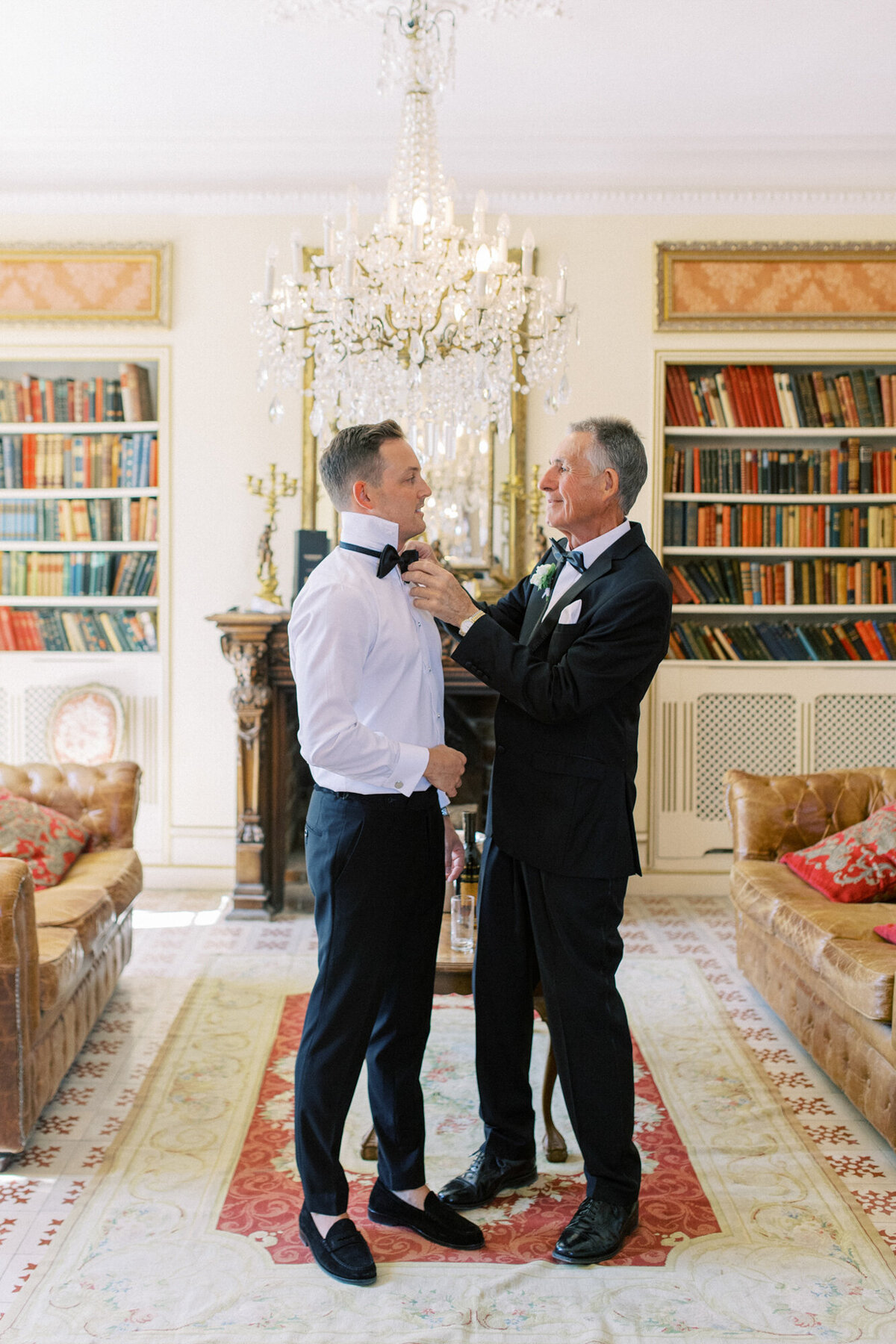 Maïlys Fortune Photography Husband Wife Wedding Weddings Photography France Switzerland Italy Timeless Dreamy Imagery Bilingual French English Destination Weddings Destination Wedding Provence French Riviera Paris Lake Como Tuscany42