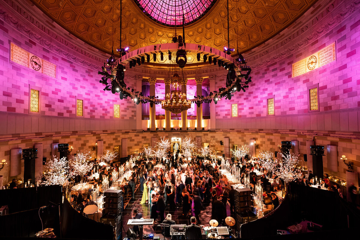 emma-cleary-new-york-nyc-wedding-photographer-videographer-venue-gotham-hall-20