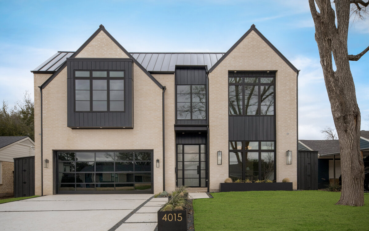 4015 Rochelle Dr-1