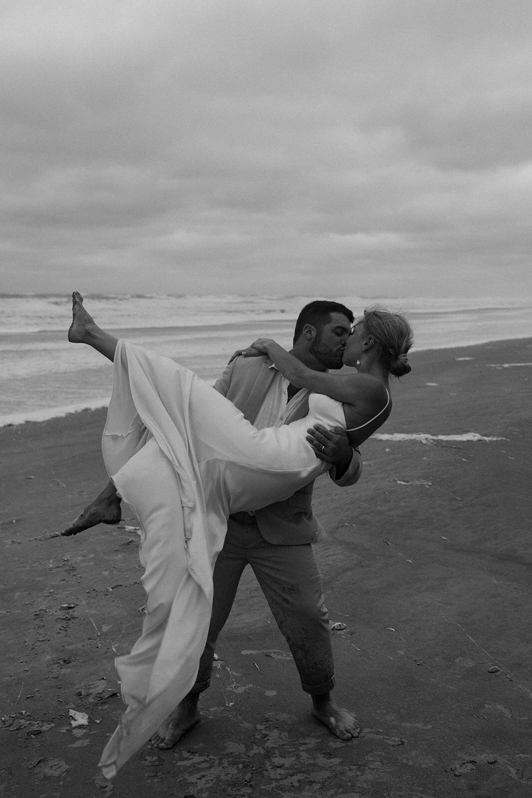 beach-wedding-intimate-north-carolina-windy-moody-hurricane-romantic-164