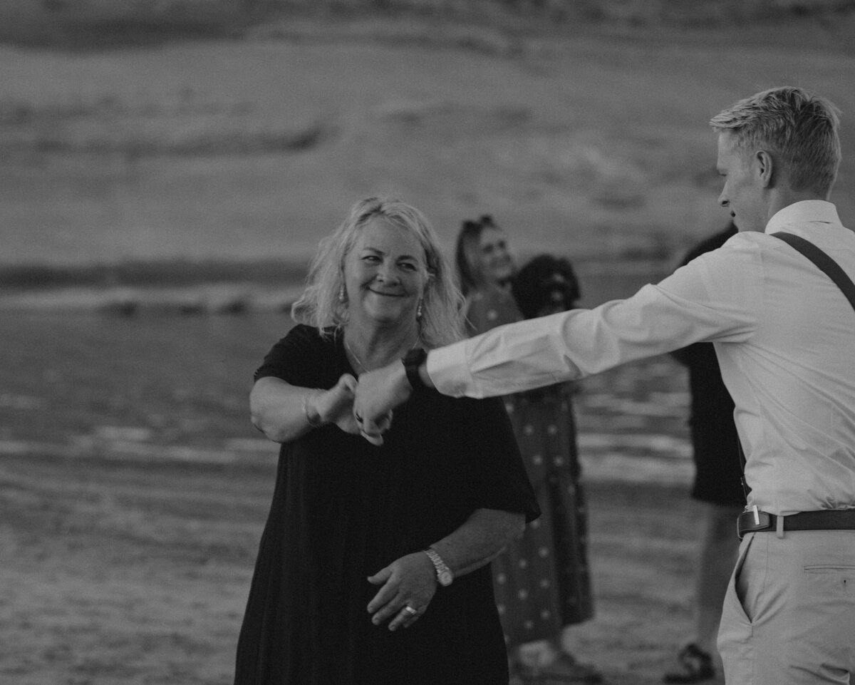 R + M _ Destination Wedding _ Lake Powell _ Utah-972