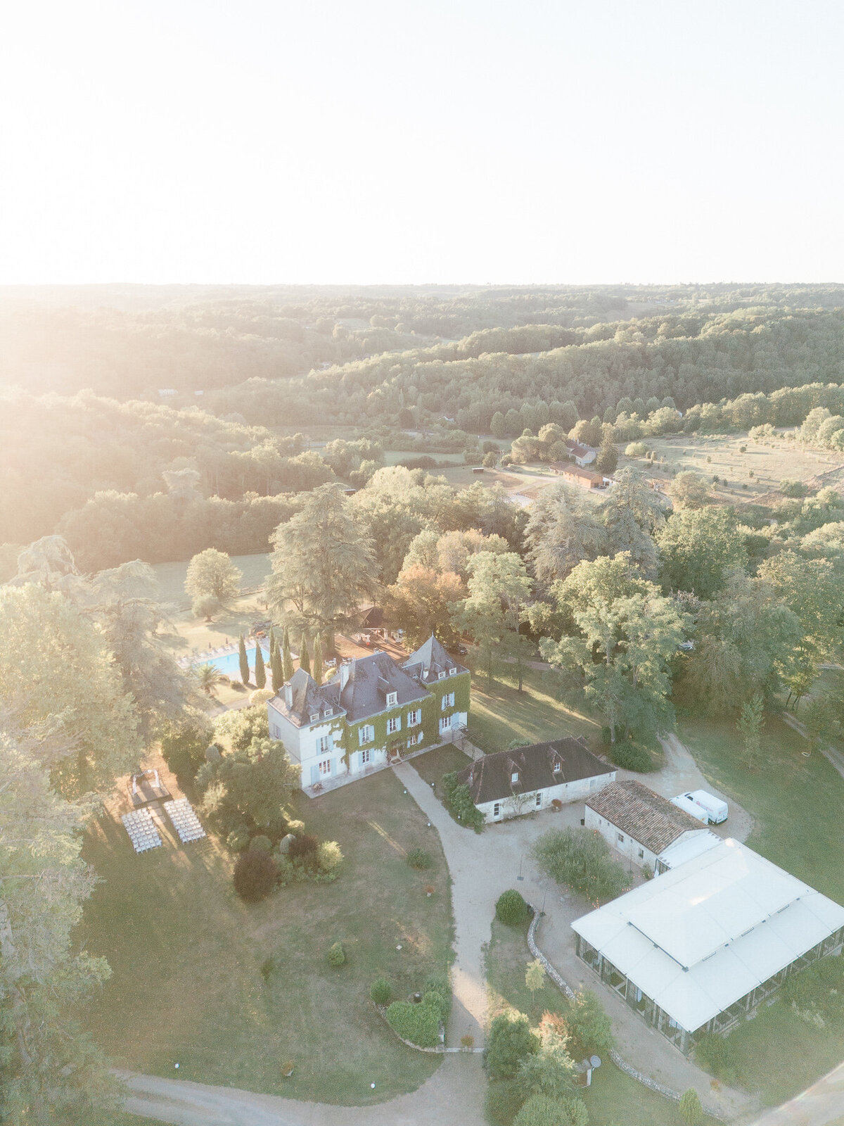 Modern_Chic_Chateau_Valouze_Destination_Wedding_Photographer-69