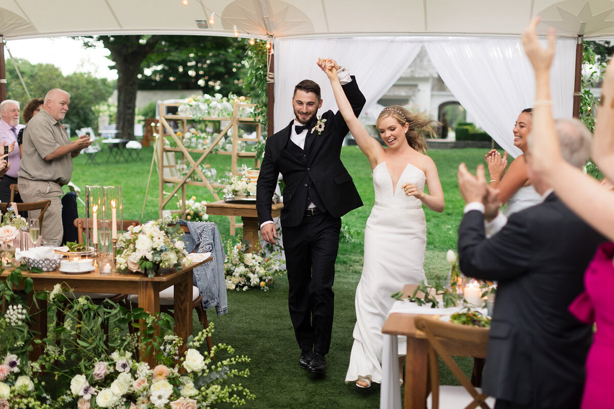 smith-farm-garden-east-haddam-connecticut-late-summer-wedding-florals-flowers-tableware-rentals-bridal-tented-reception-petals-&-plates-96