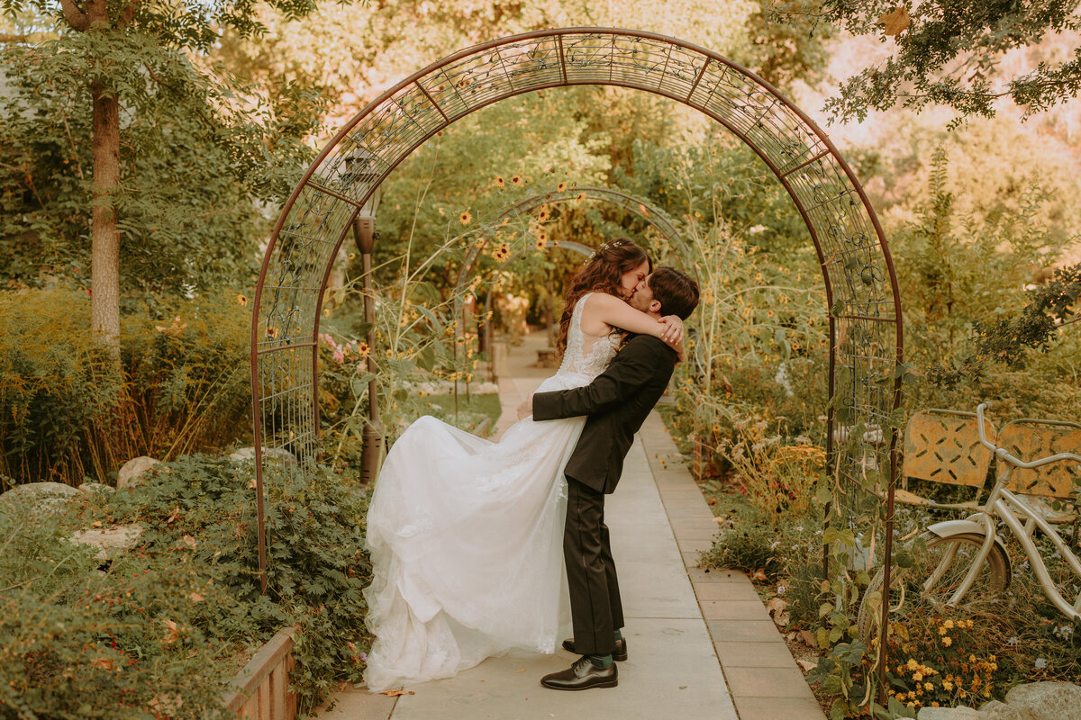 GC-TheHomestead-OakGlen-Wedding-394