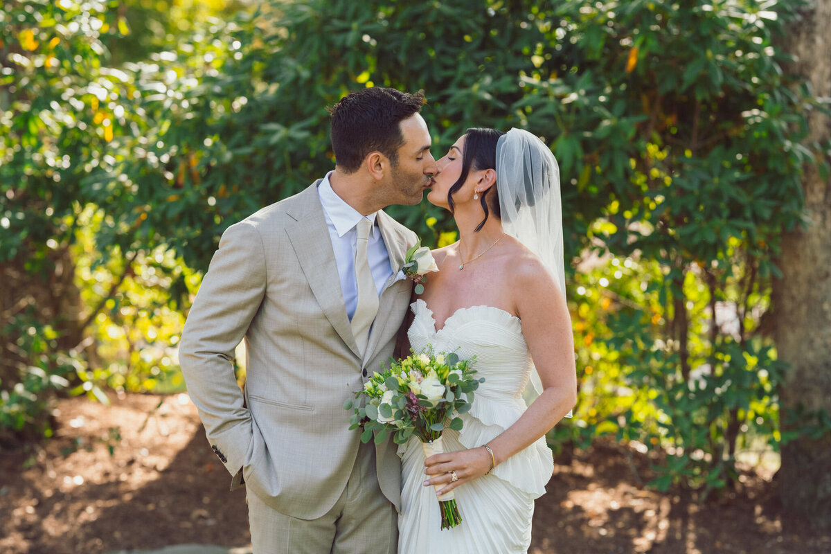 251004-Meredith&Mark-PrivateResidence-Wedding-UpperSaddleRiver-NJ-Previews-Web-52