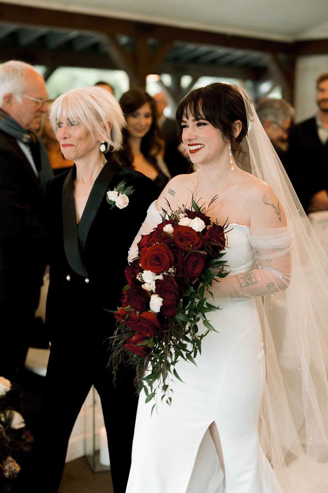 how-to-have-a-cool-wedding-39