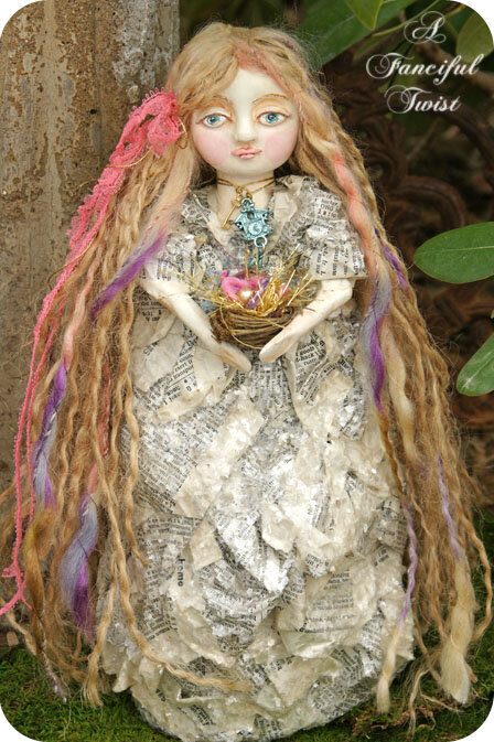 ophelia-periwinkle-and-her-nest-full-of-yarn-treasures-4