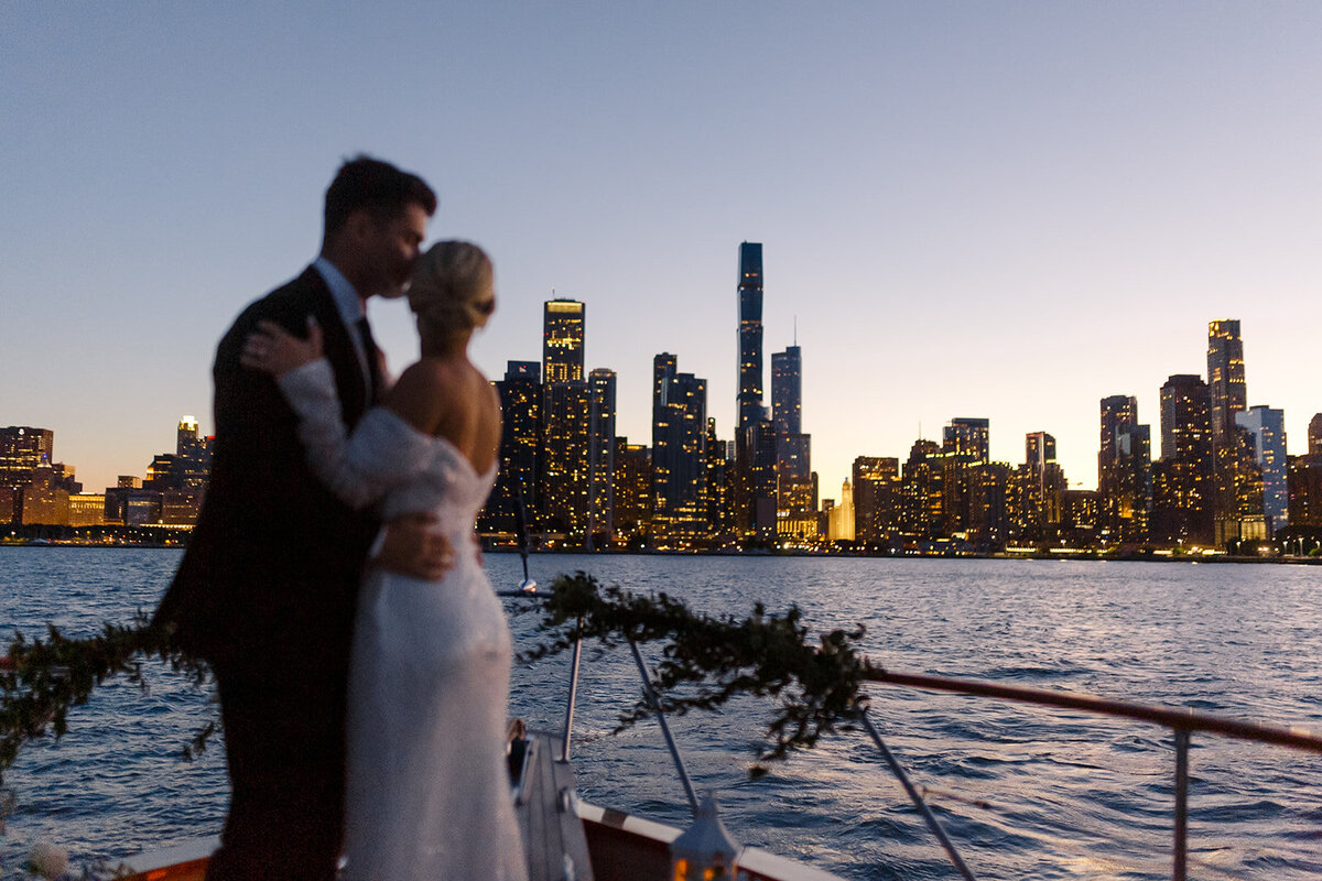 Yacht Elopement - M.S.-200