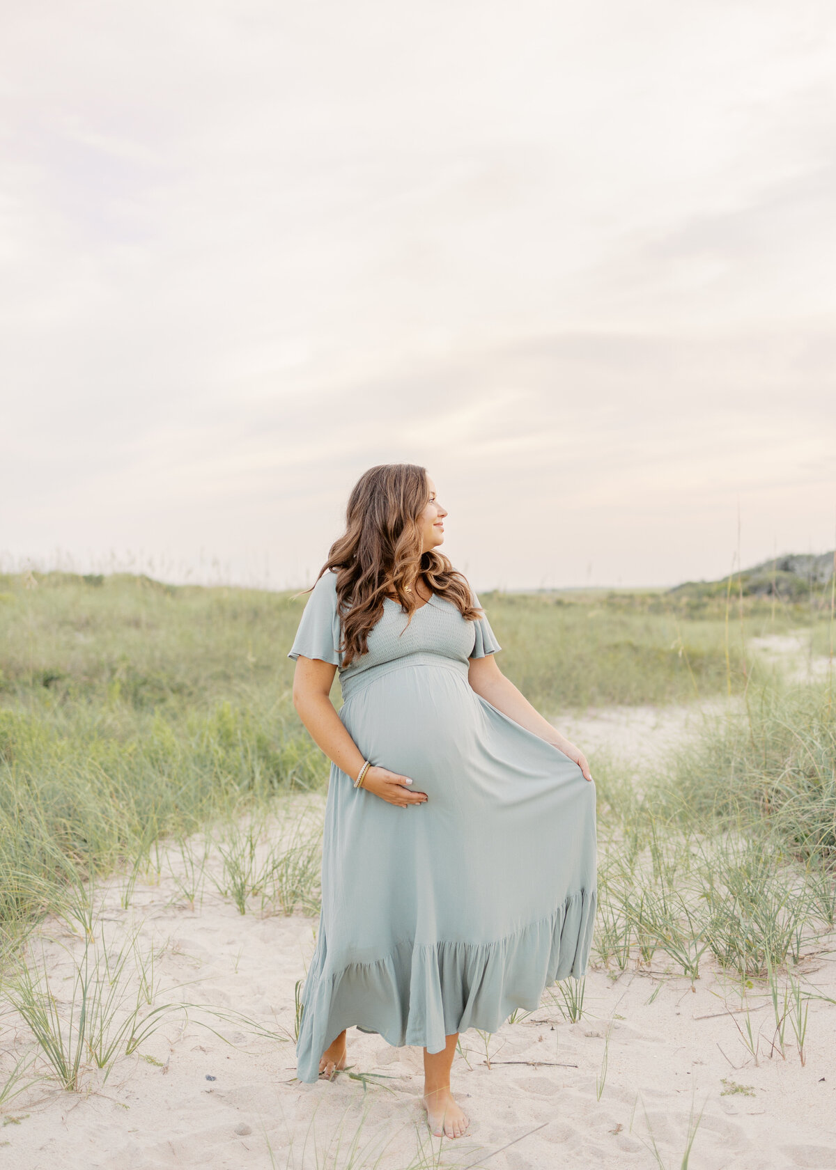 Katelyn+IanMaternity-EmilyDeLukePhotography-CarolinaBeach-5