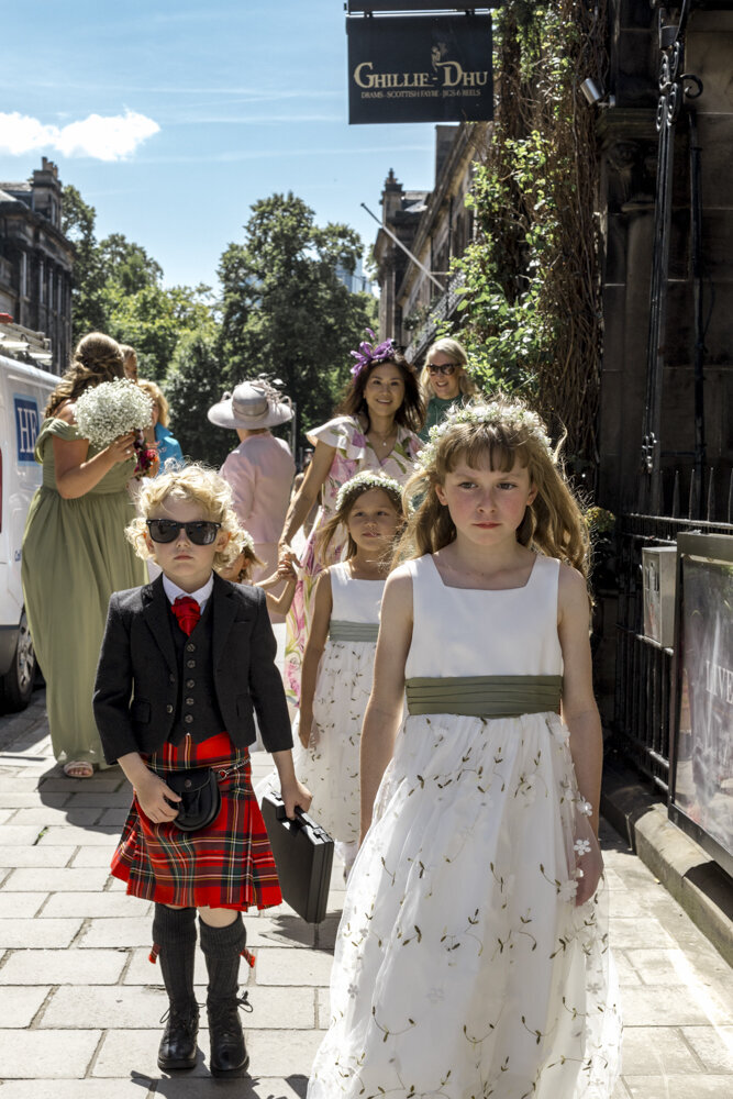 Edinburgh-Wedding-photographer-Ghillie-Dhu-45