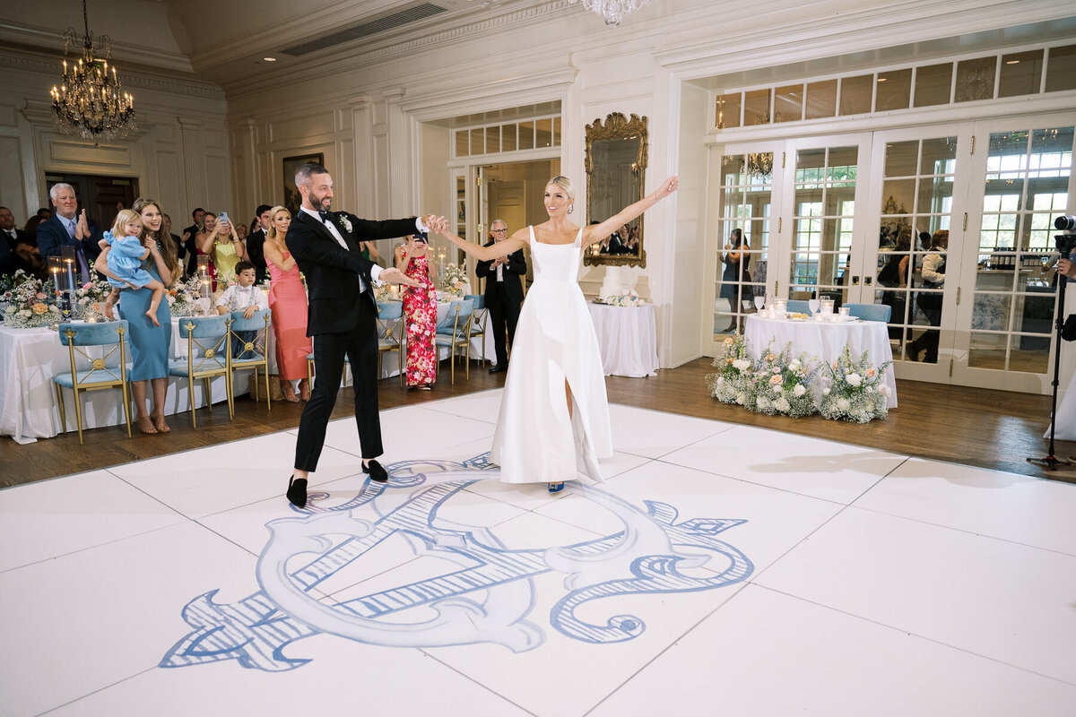 Luxury-Quail-Hollow-Jewish-Wedding-164