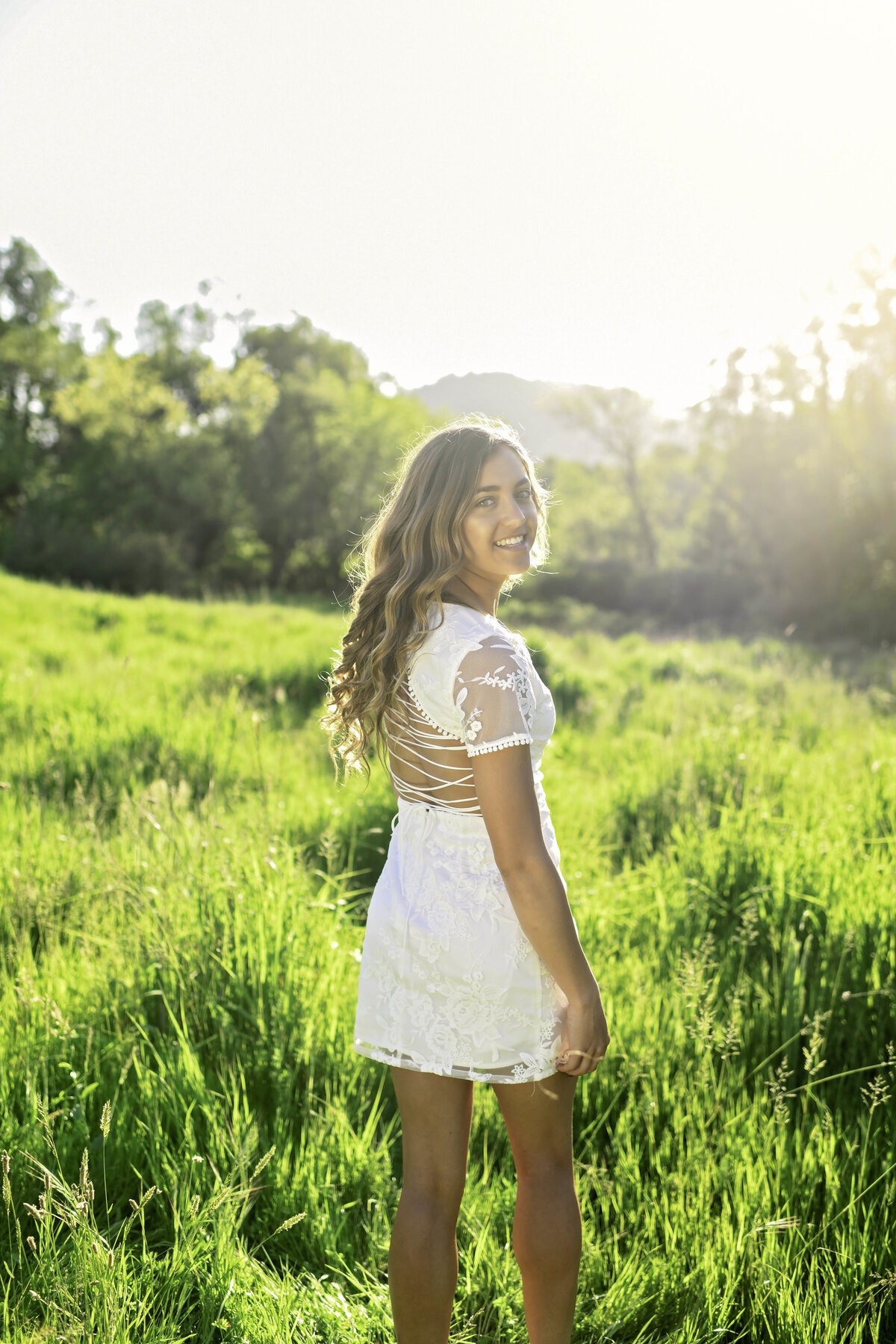 Redway-California-senior-portrait-photographer-Parky's-Pics-Photography-Medocino-County-Garberville-Community Park-Spring-Field-7.jpg