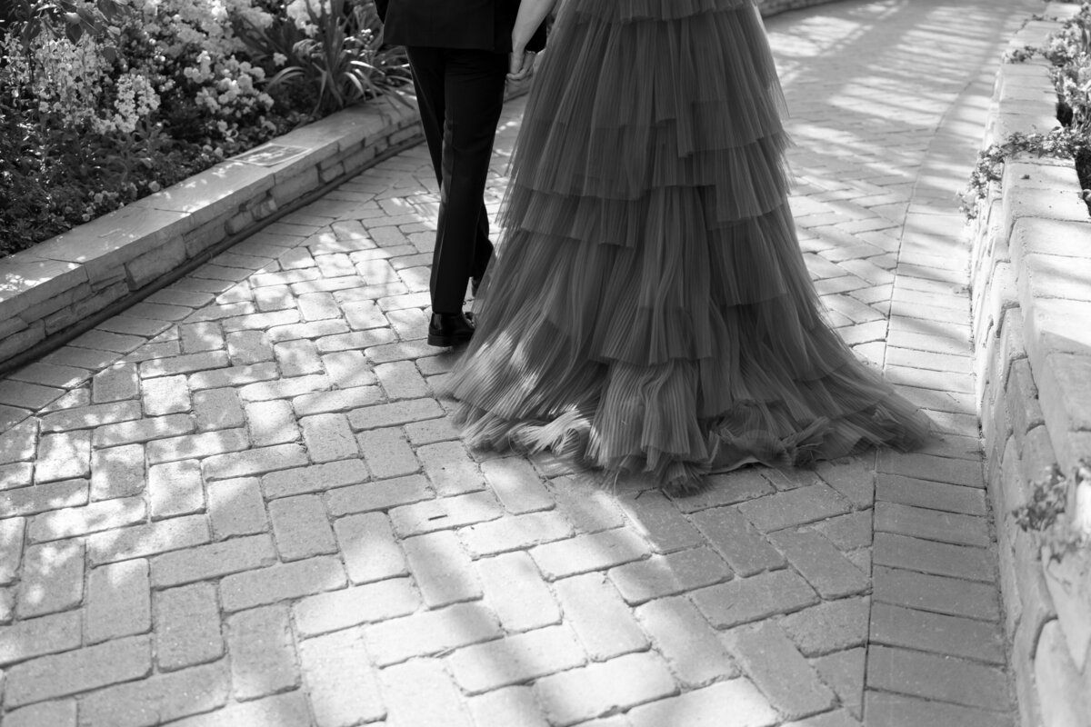 Aspen-Avenue-Chicago-Wedding-Photographer-Grace-and-Ivory-PressRoom-bryjeanartistry-Editorial-tamara-holden-Garfield-Park-Conservatory-ECBG-Cake-FAV-12