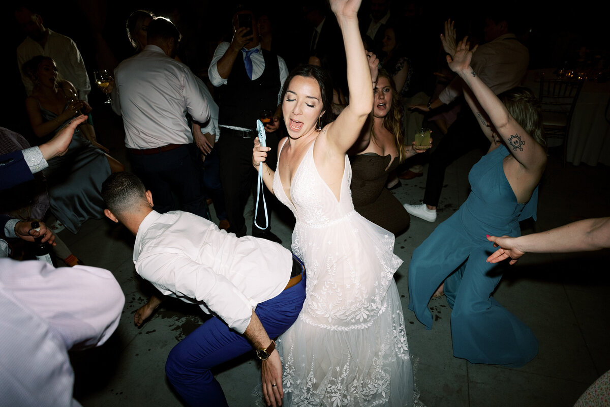 The Blisses Wedding_VanLandingham Estate Charlotte Wedding Venue_NC Wedding Photographers_0258