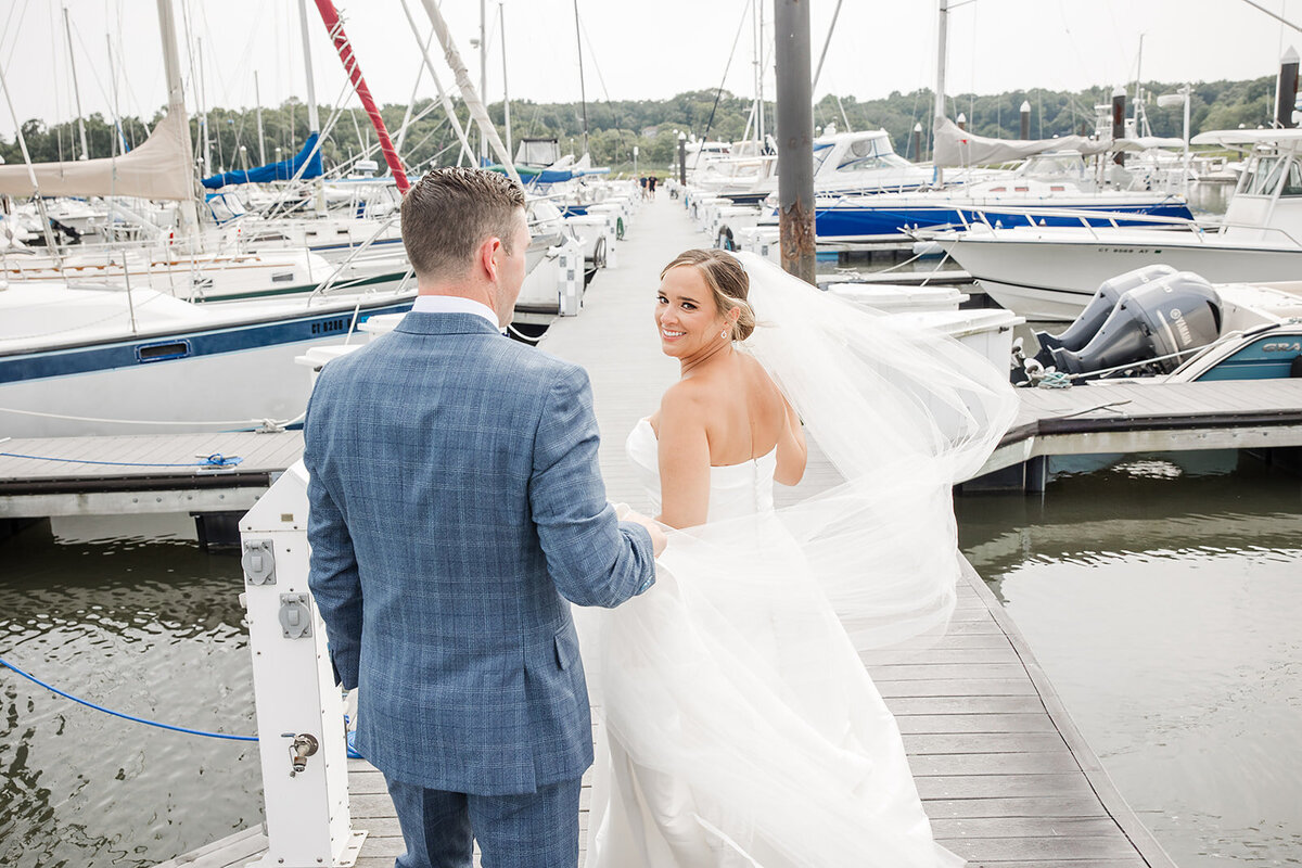 guilford-yacht-club-wedding-portraits-jen-strunk-events
