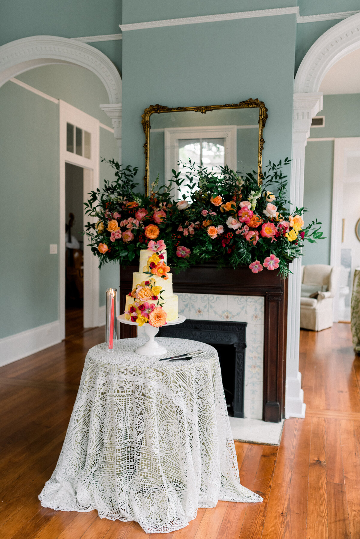 Samantha + Sam-uptown-at home-wedding-new-orleans_Gabby Chapin Photography_01456