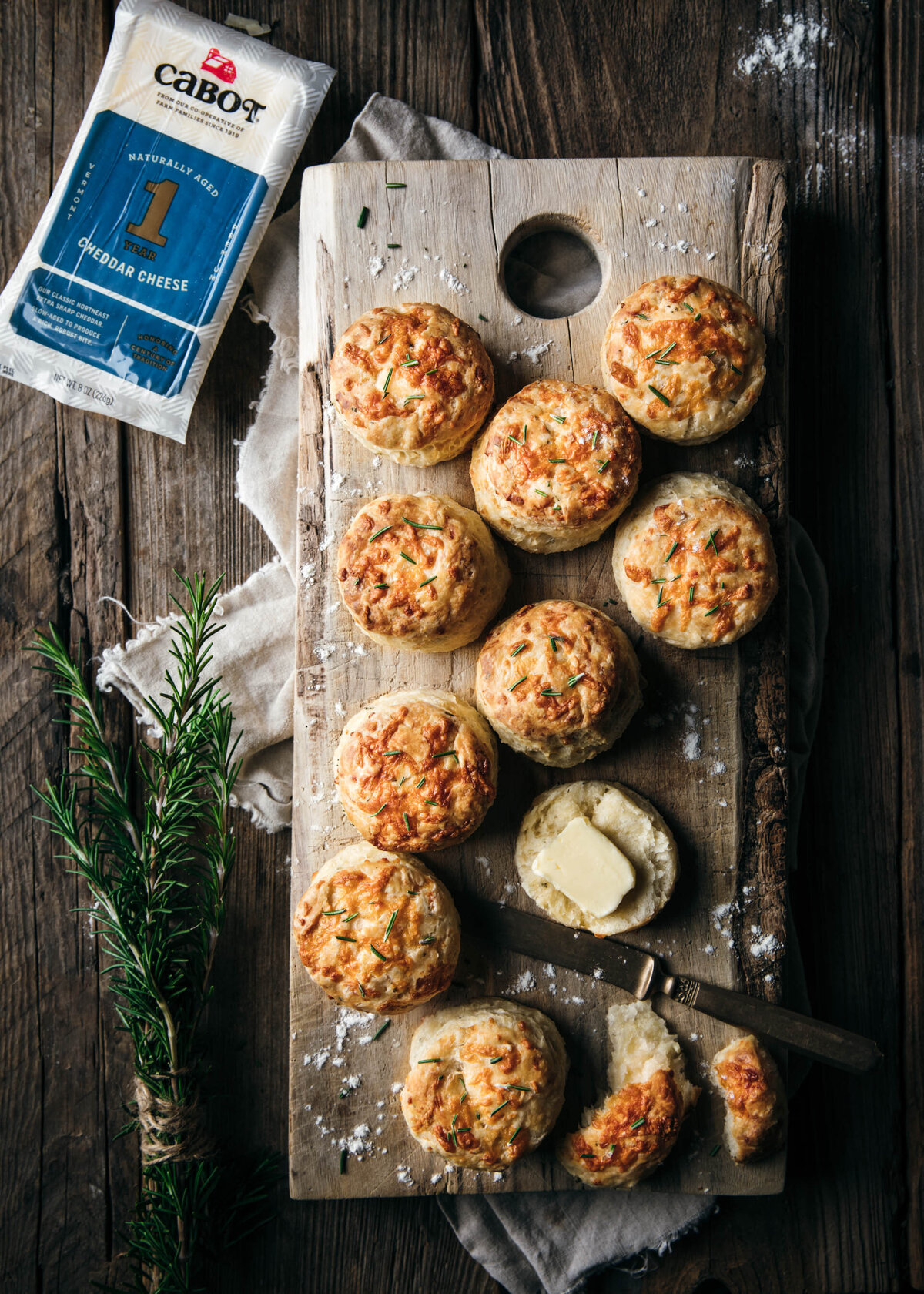 Cheddar Garlic and Rosemary Biscuits-10
