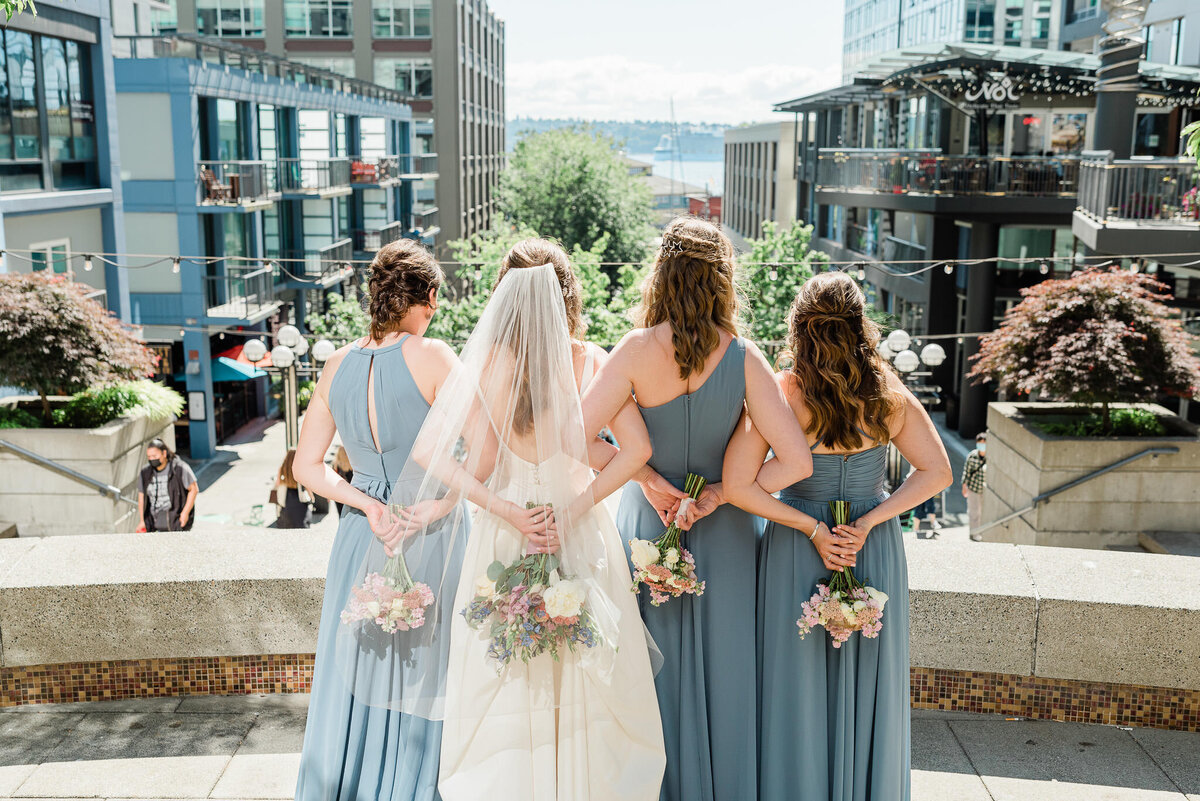 Seattle_wedding_photographer_hotel_1000-58