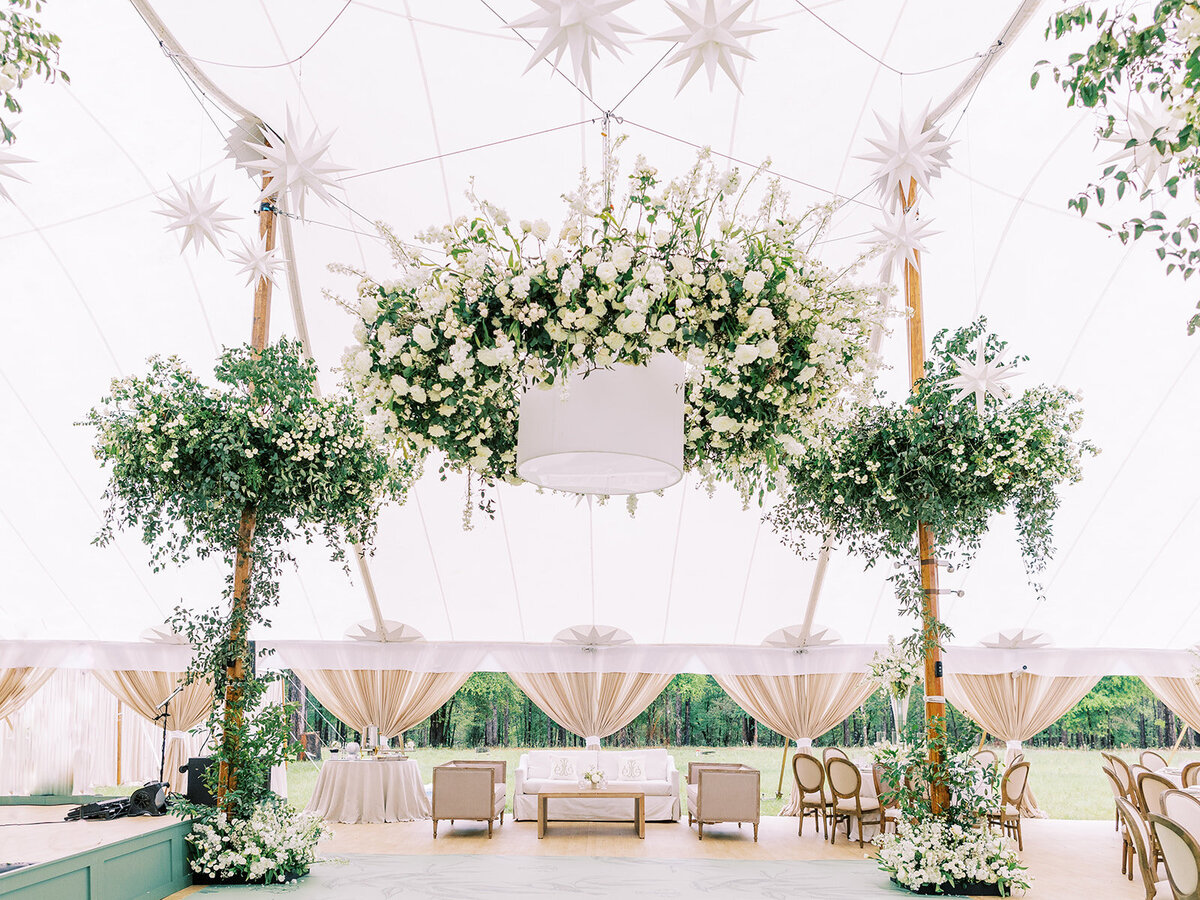 white-wedding-tented-lounge