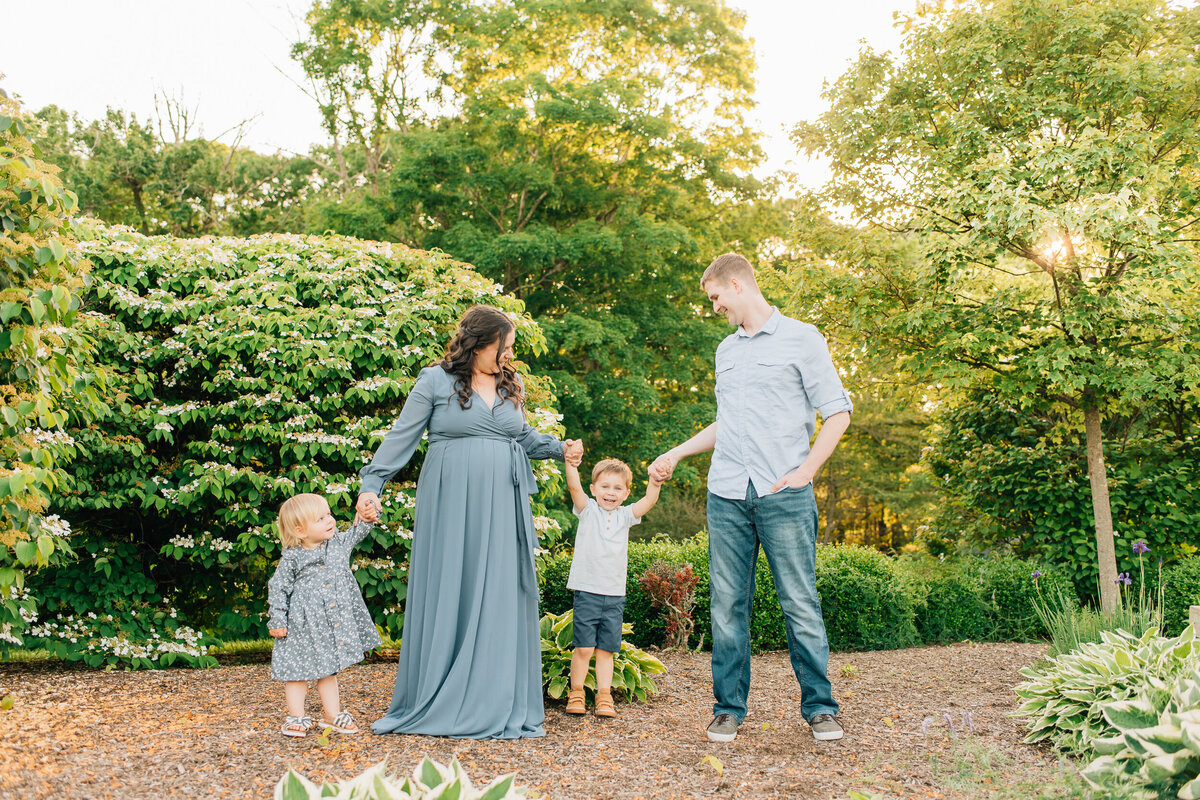 Sharon Leger Photography | Newborn and Family Photographer -3