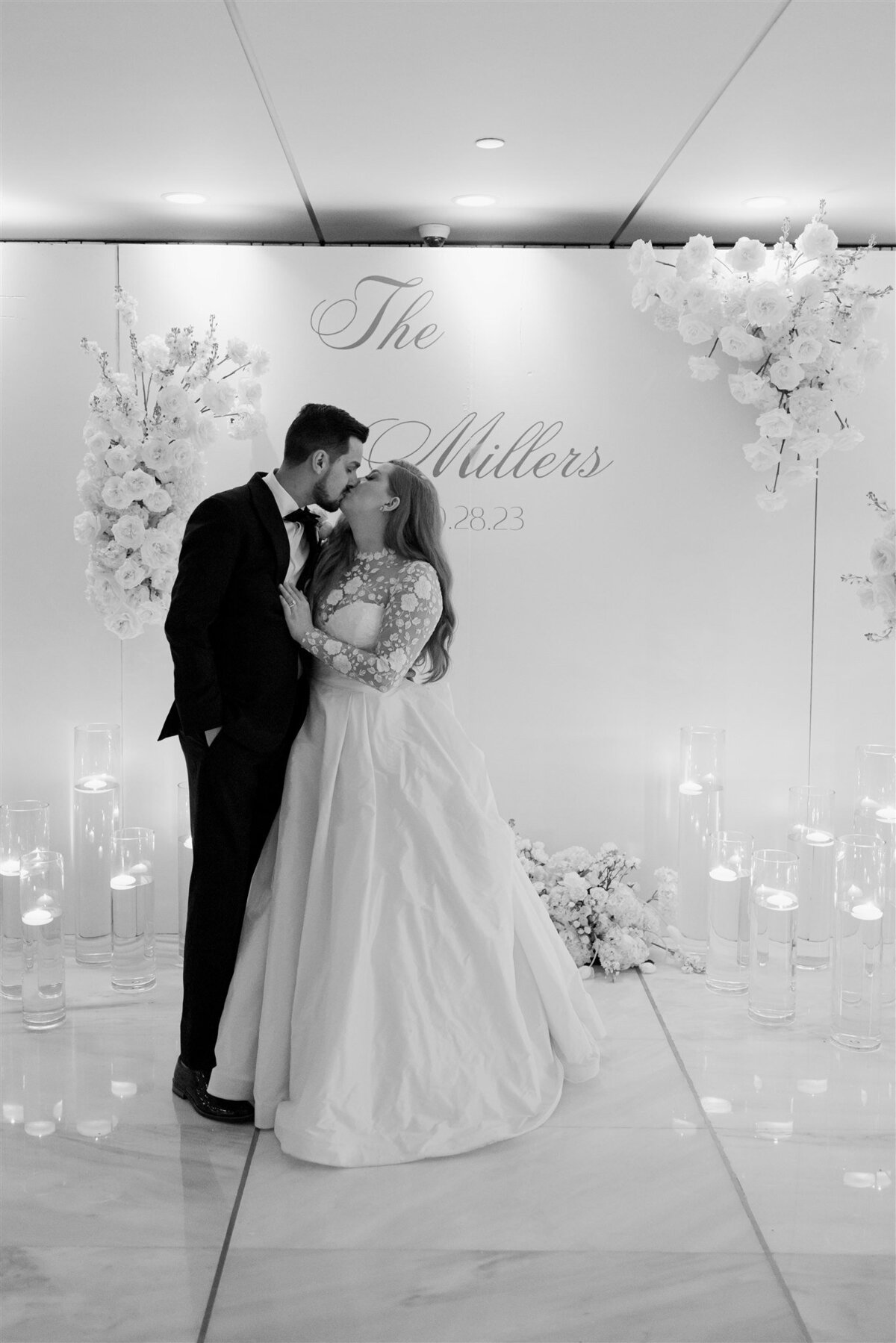 Angelica Marie Photography_Dallas Wedding Photographer_Meredith and Nicholas Wedding_The Thompson Dallas_1222