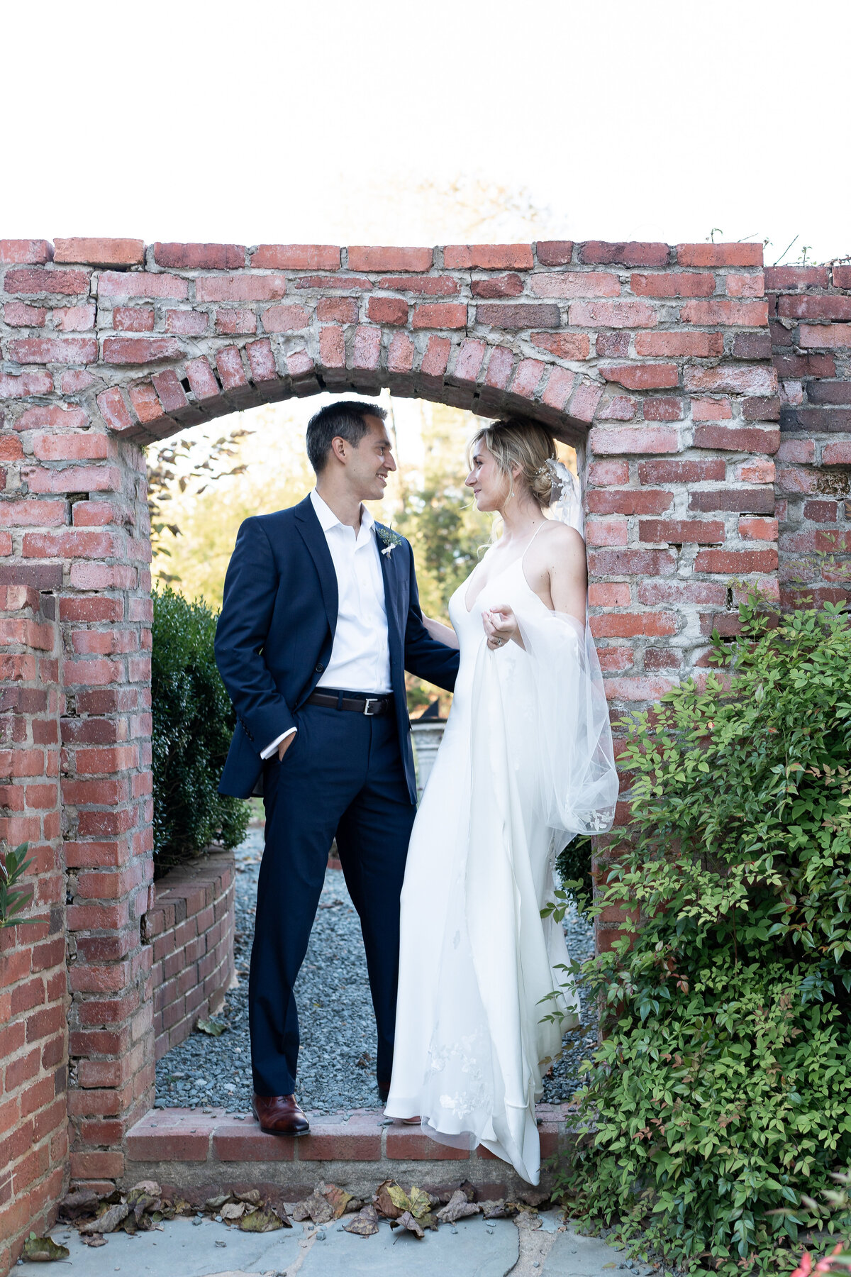 Hannah Malloy Virginia Wedding Portrait Family Photographer-724