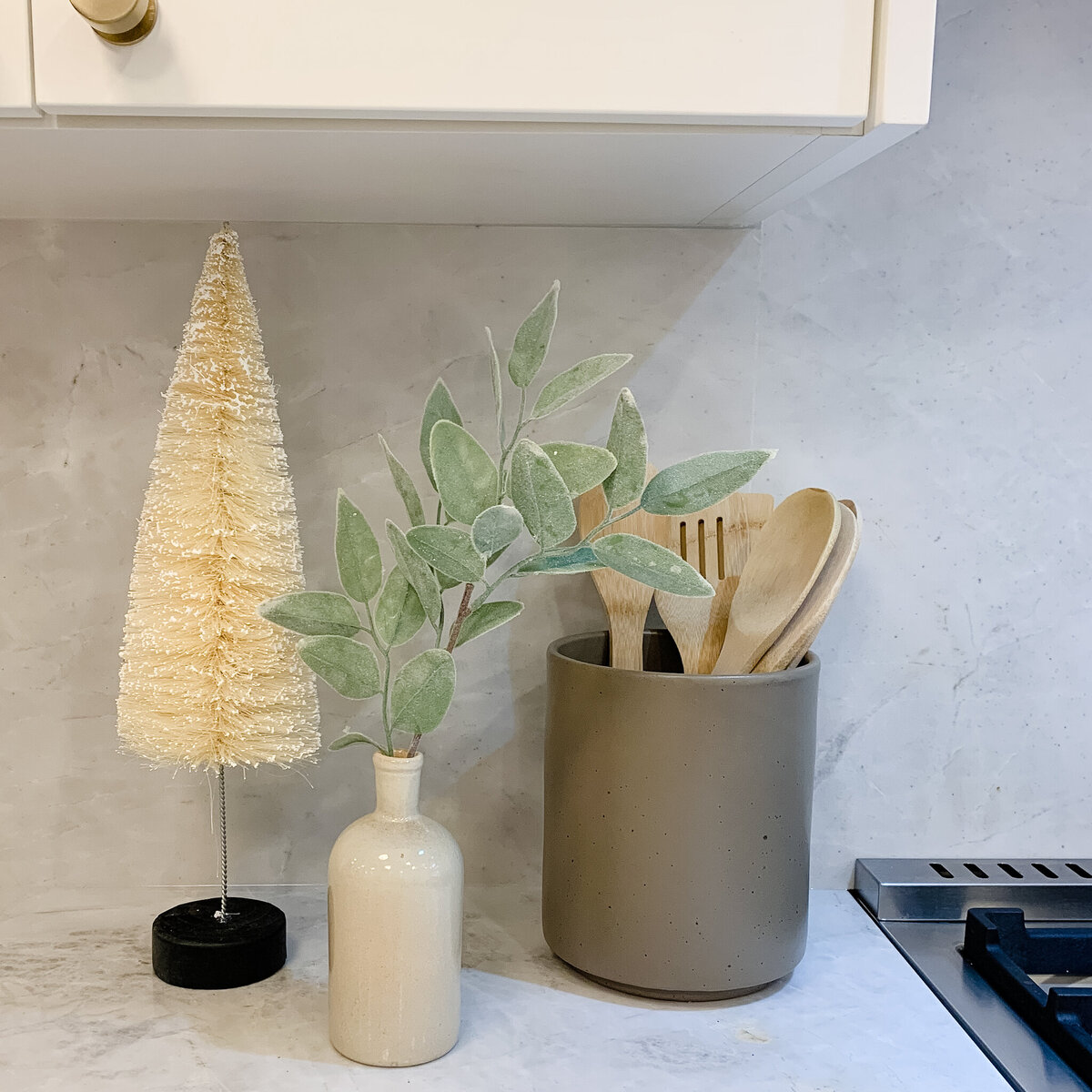 Kitchen holiday decor