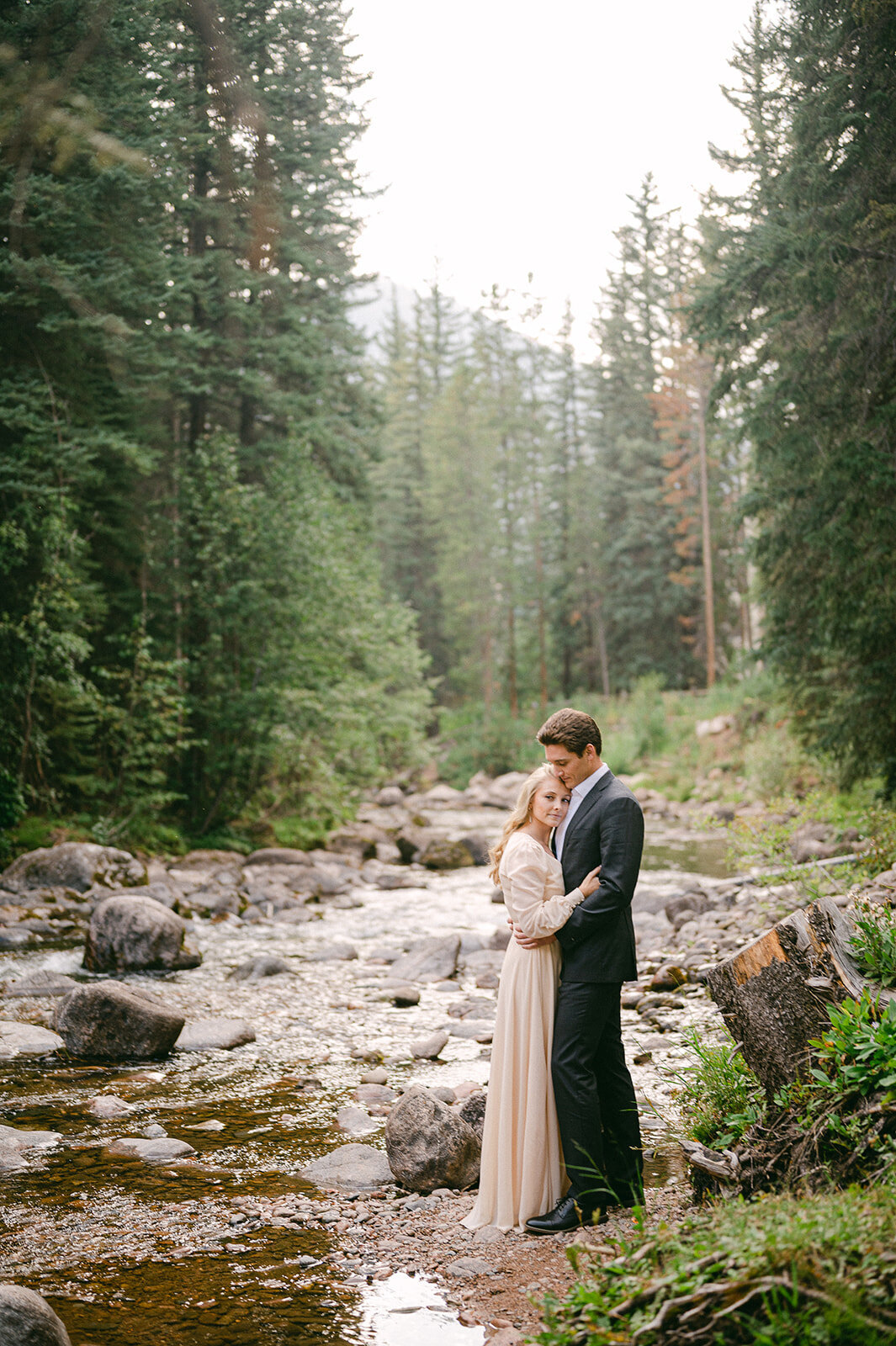 whimsical-vail-village-summer-engagement-by-jacie-marguerite-9