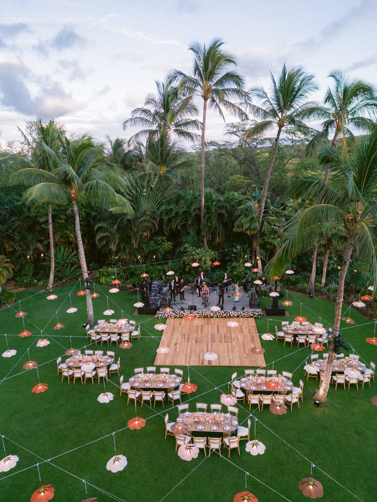 Coastal-Lanai-Hawaii-Wedding-17