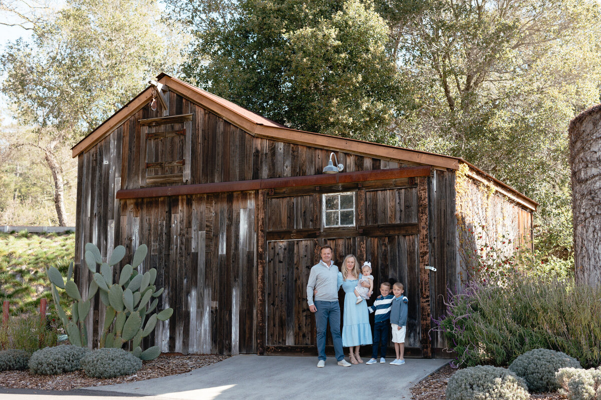 A family photoshoot in napa california