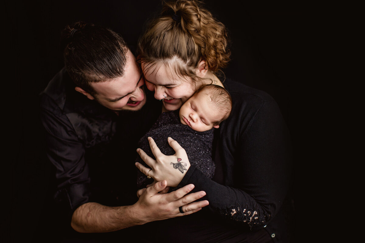 Huntsville_Alabama_Studio_Newborn_Photographer_PosedEU8A5919