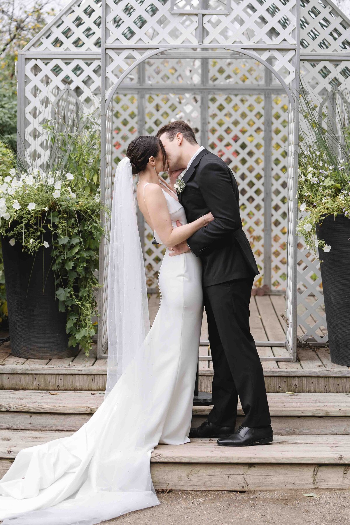 SaskatoonWeddingPhotography-35