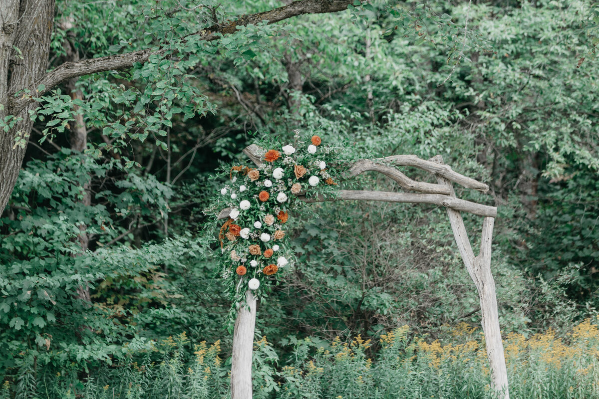 K&T Camp Bellaleo Wedding Flowers2