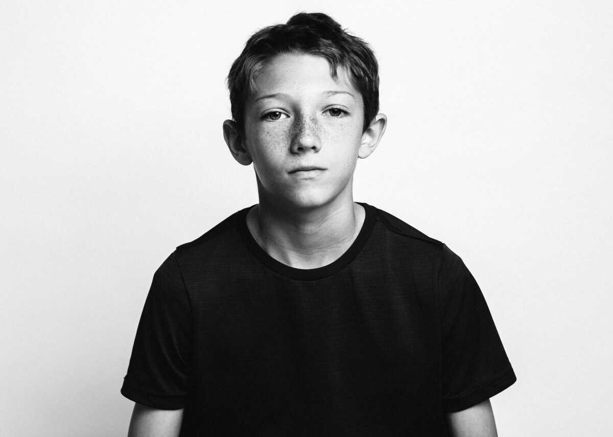 Black and White Photo of student from Class of 2025 Oakview Elementary School
