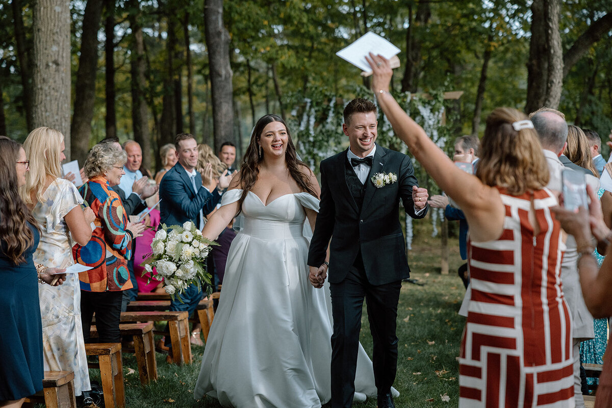reedsburg-backyard-wedding-76