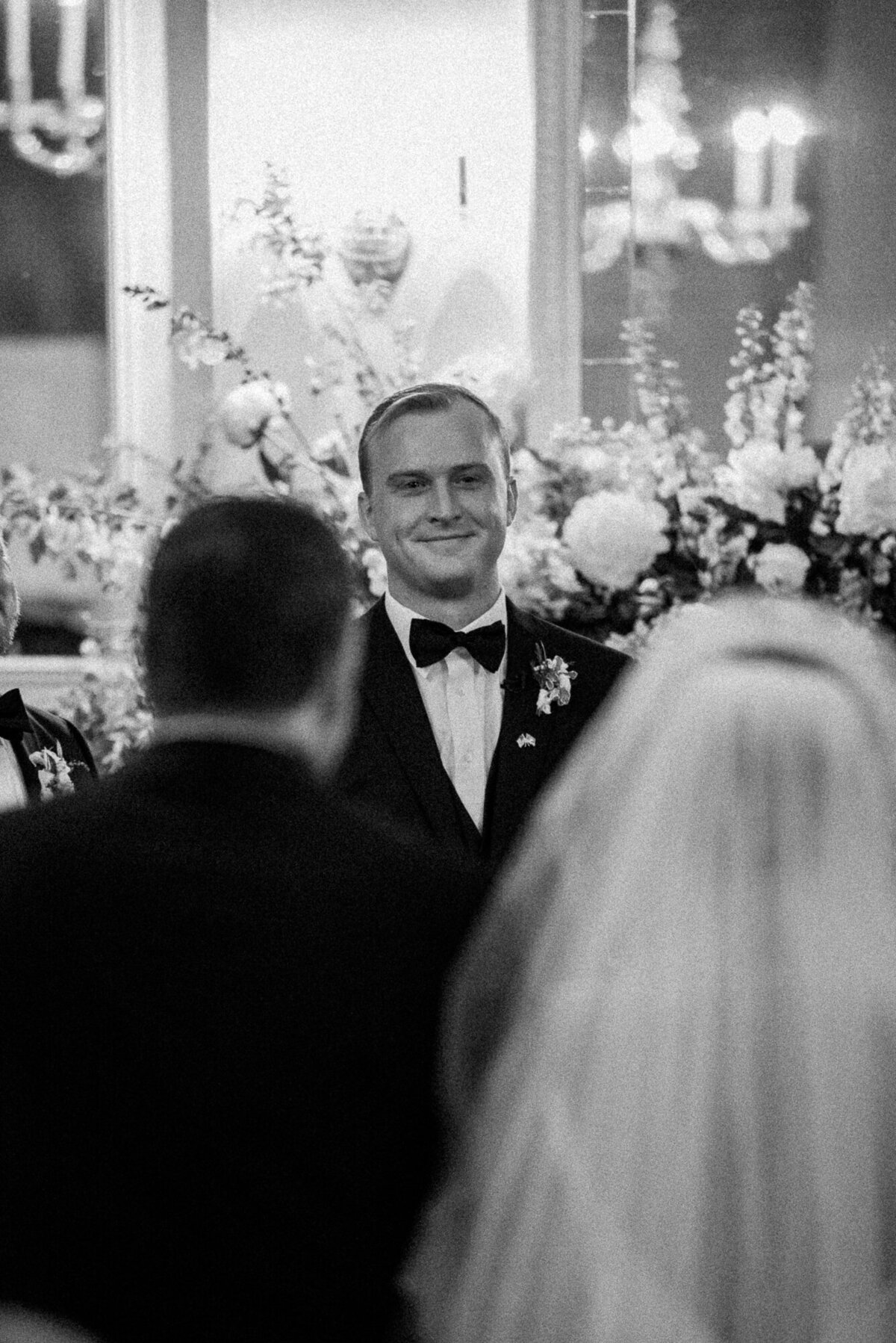 Farmington Country Club Wedding Photographer - Hunter and Sarah Photography-57