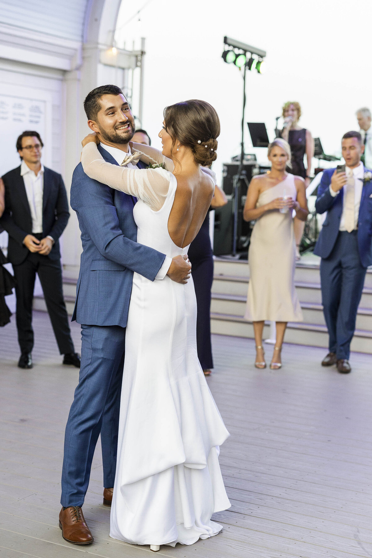 Beach Club Modern Chic Wedding with Touches of Pearl and Gold - Top East Coast Wedding Photography - Ashley Mac Photographs - New Jersey - New York - Connecticut - Rhode Island -64